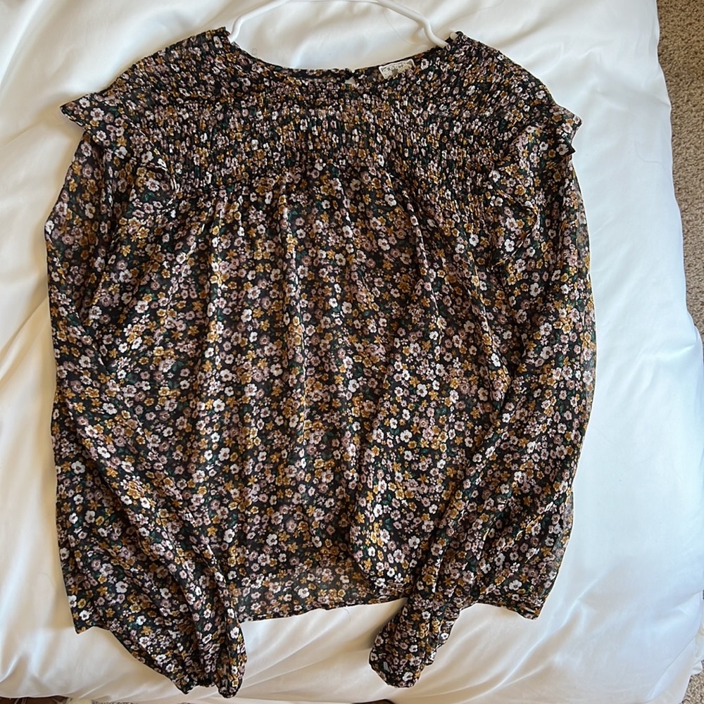 Two piece set - Picture 3 of 3
